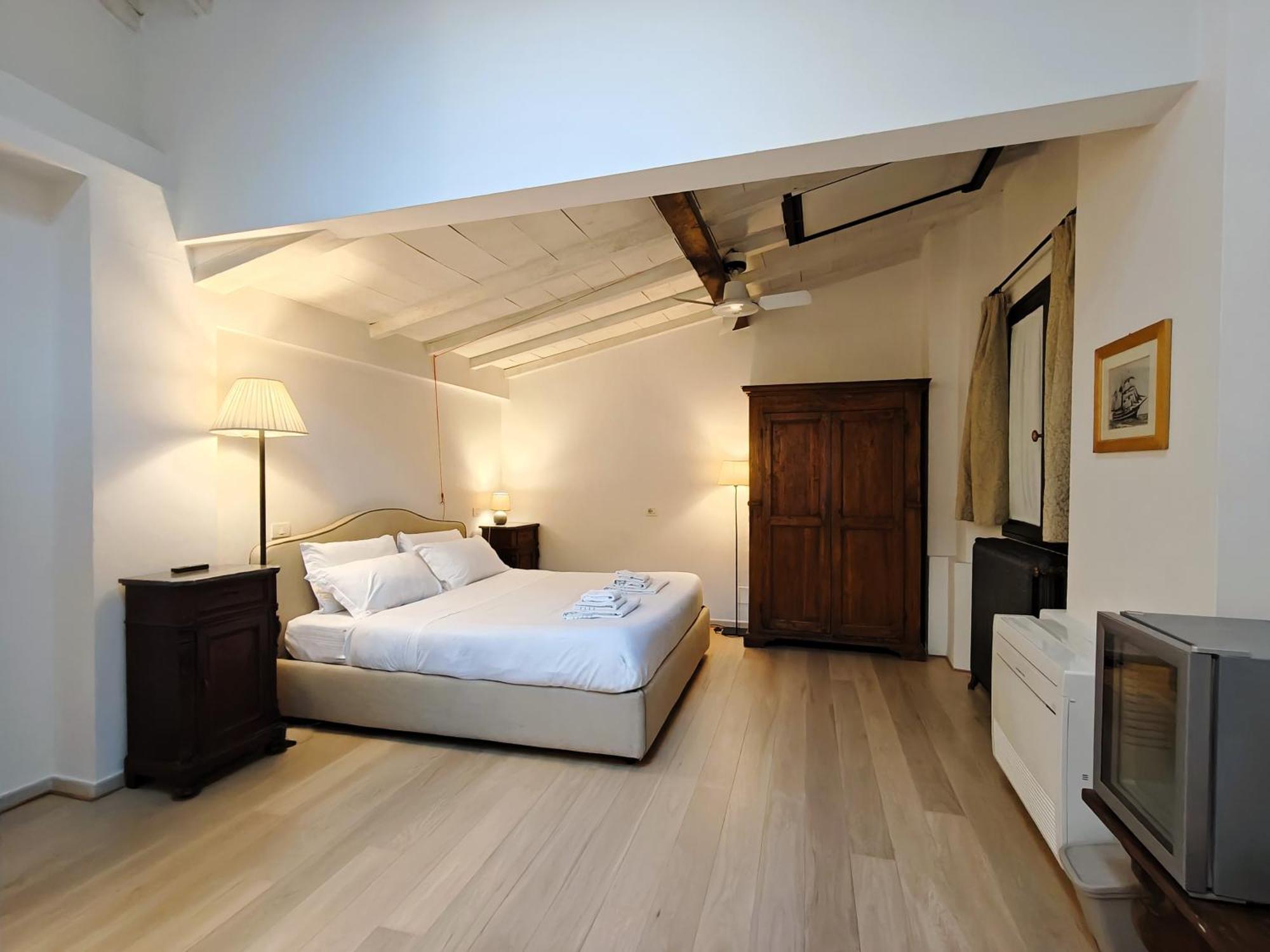 Cortile Santa Monaca Appartement Florence Buitenkant foto